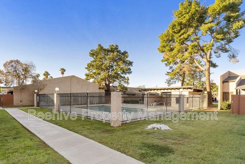 629 North Mesa Drive #22 - Photo 3 of 22