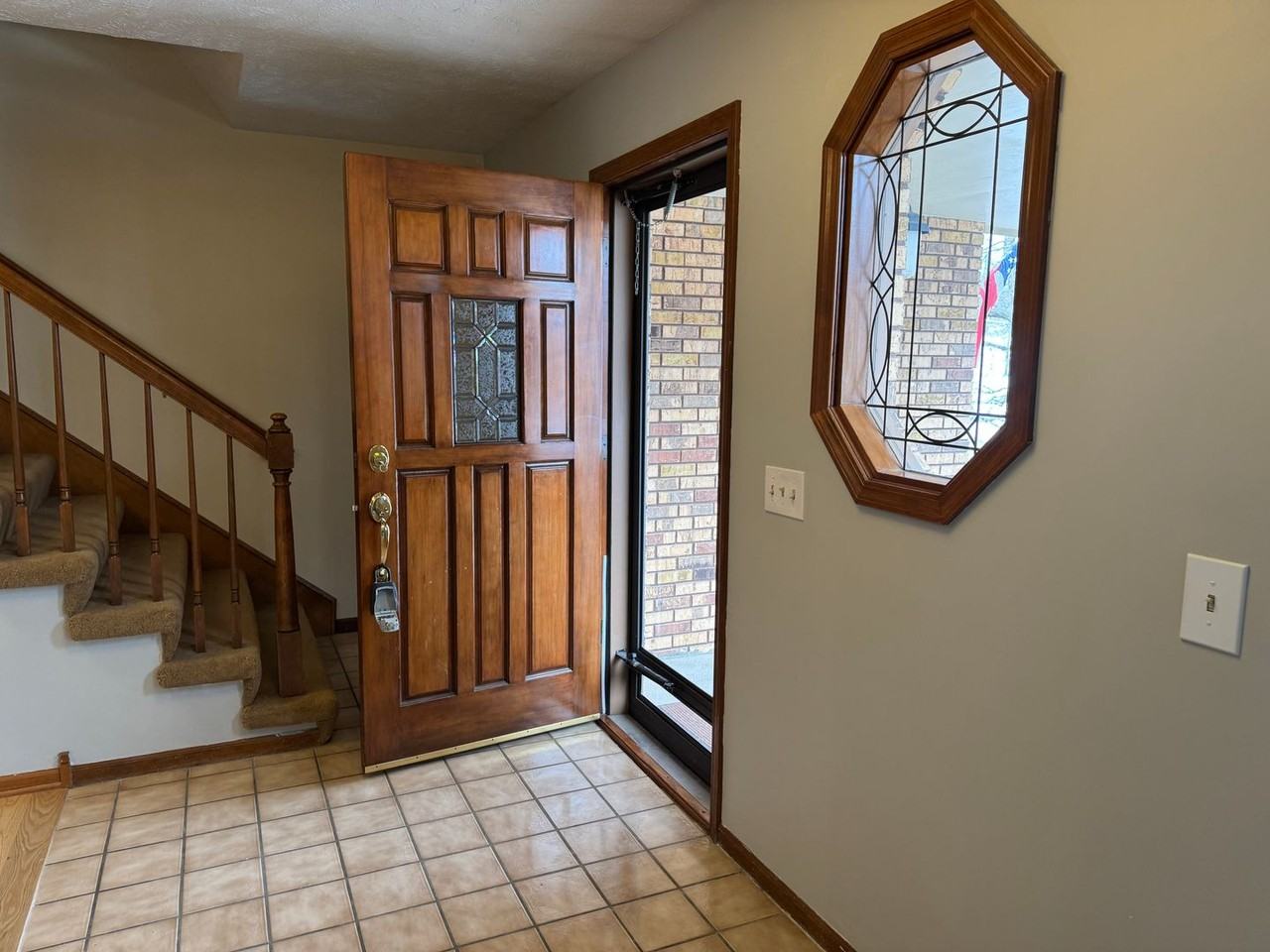 15412 Shirley St - Photo 5 of 47