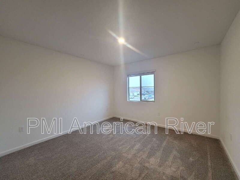 4033 Haflinger Way - Photo 7 of 29