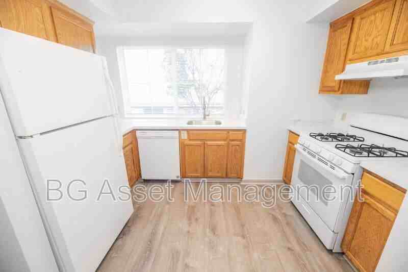 701 San Pablo Avenue #6 - Photo 5 of 28