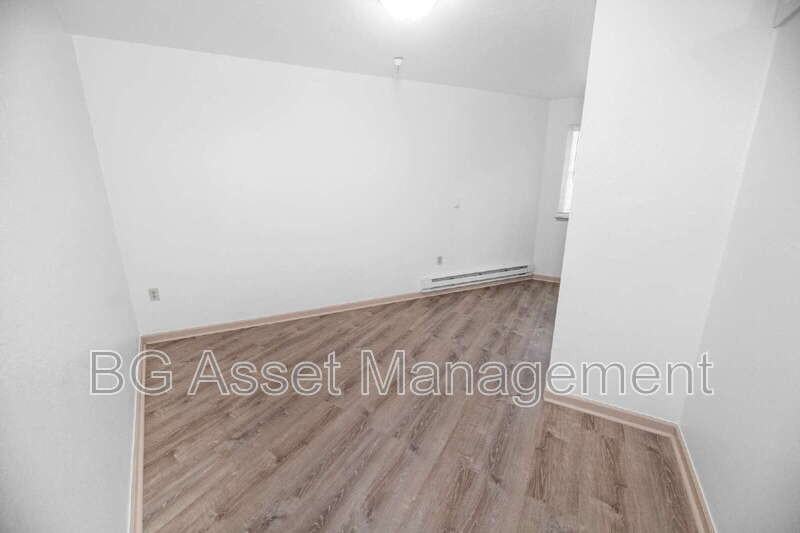 701 San Pablo Avenue #6 - Photo 6 of 28