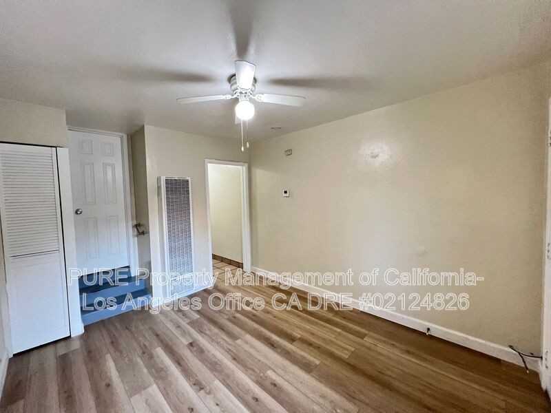 2219 Pacific Coast Hwy #16 - Photo 4 of 9