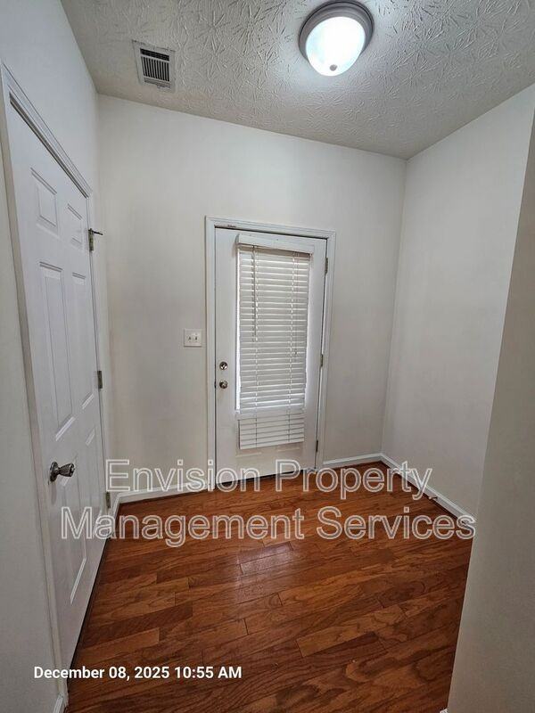 2976 Viero Ct - Photo 3 of 32