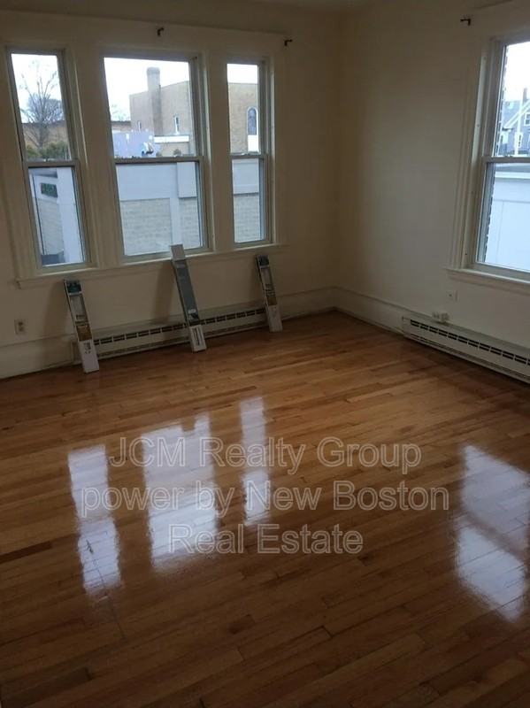 203 Lewis Street #2UNIT16 - Photo 4 of 7