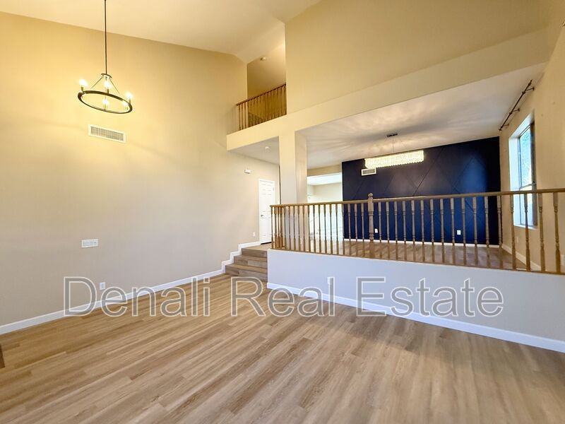 1432 S Apache Dr - Photo 6 of 47