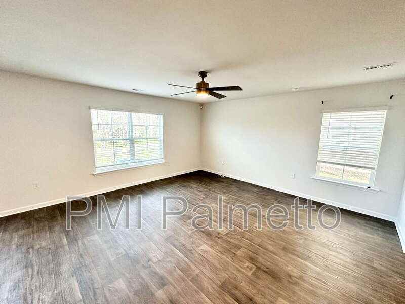 412 Delahays Rd - Photo 6 of 36