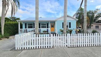 featured image of 509 West Olympia Avenue