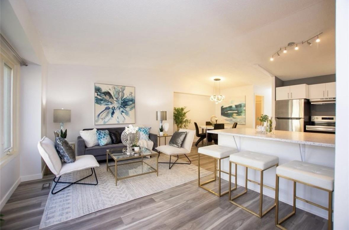 444 Novavista Drive - Photo 2 of 11