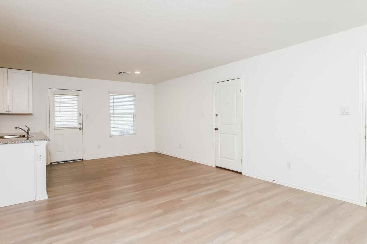 20354 Agate Rdg - Photo 6 of 29