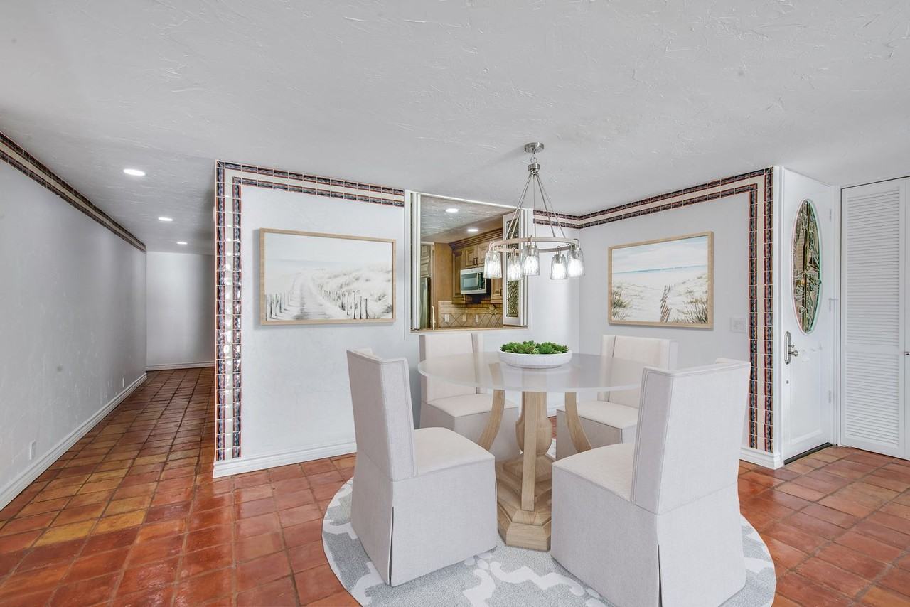 647 Sleepy Hollow Lane #2 - Photo 5 of 23