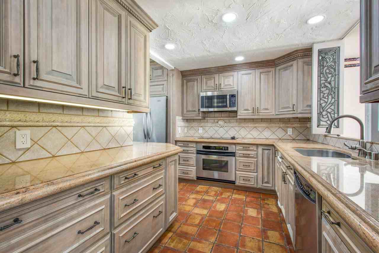 647 Sleepy Hollow Lane #2 - Photo 6 of 23