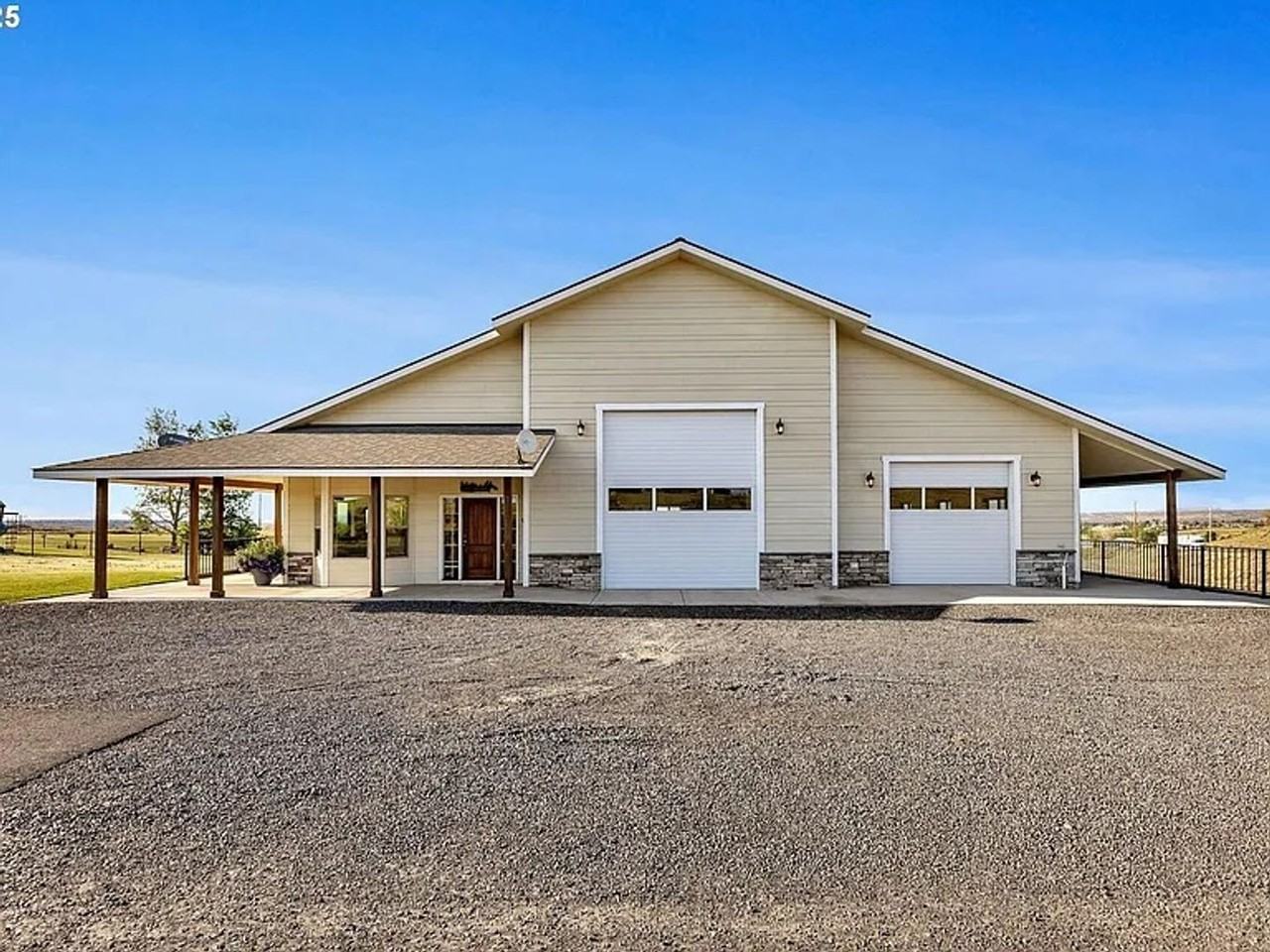 3760 Southwest Hwy 97 #2 - Photo 3 of 18