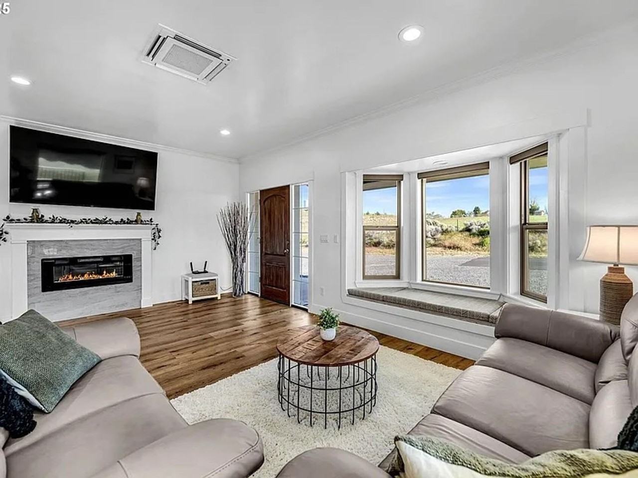 3760 Southwest Hwy 97 #2 - Photo 6 of 18