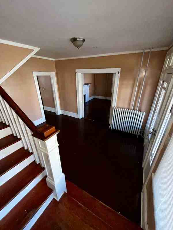 1726 Chapman Avenue Southwest - Photo 3 of 13