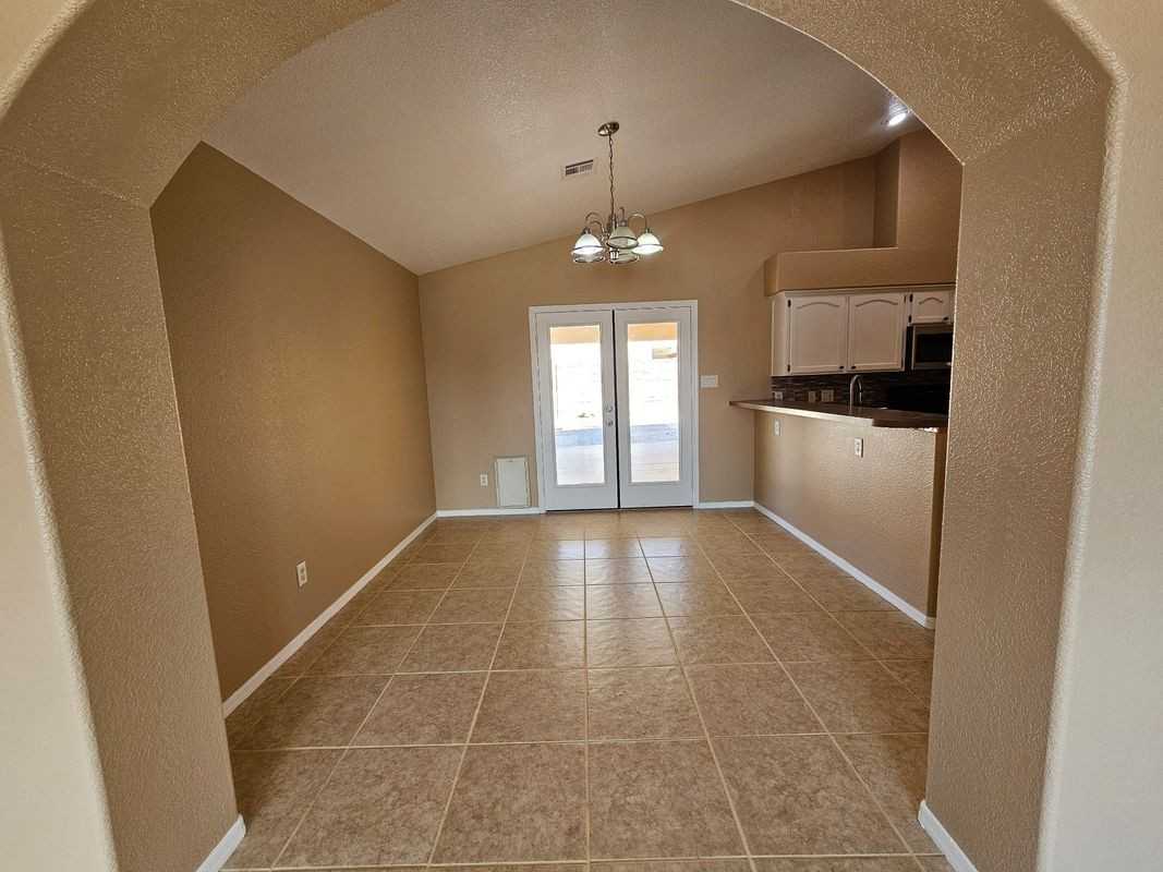 9586 East 38th Place - Photo 4 of 6