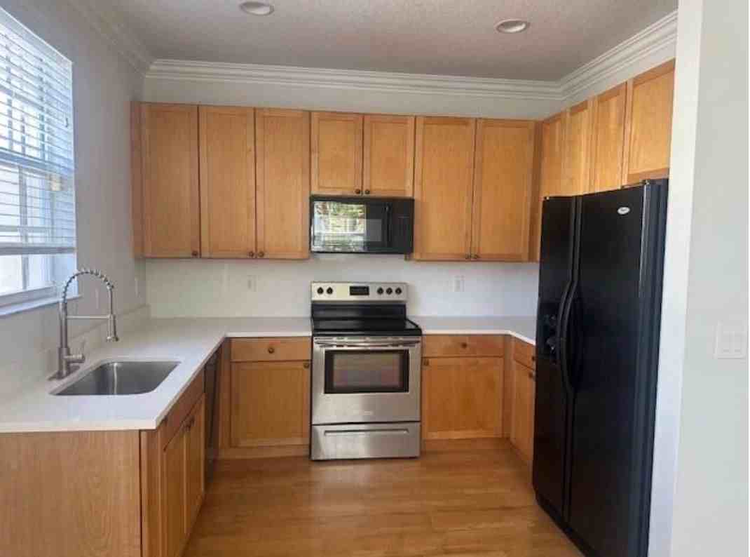 2502 Dixie Highway ##49