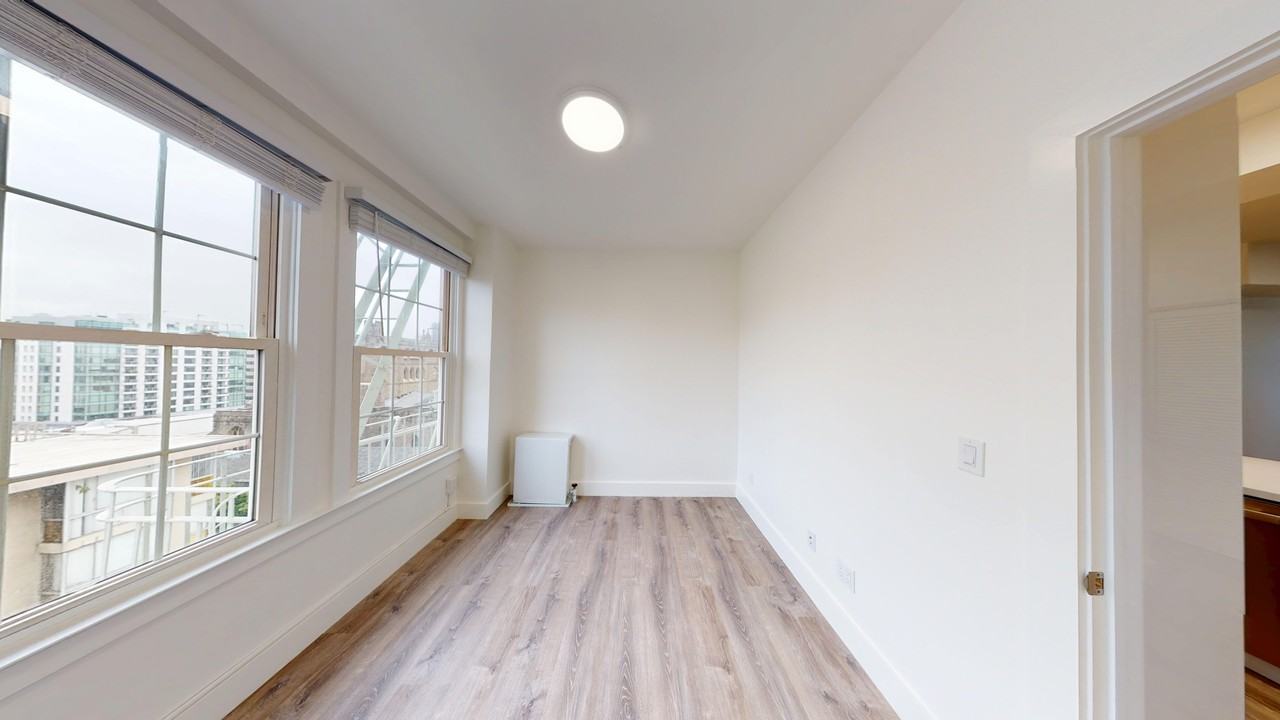 1635 Gough Street - Photo 6 of 19