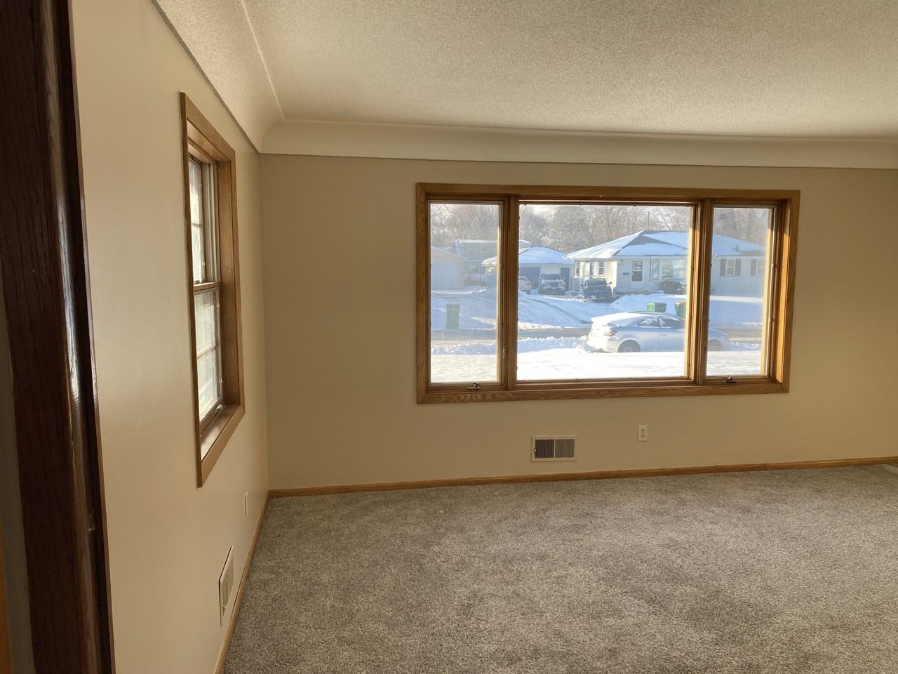 8233 16th Ave S - Photo 3 of 14