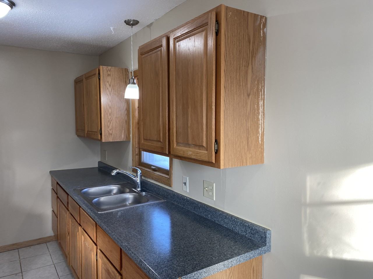 8233 16th Ave S - Photo 4 of 14