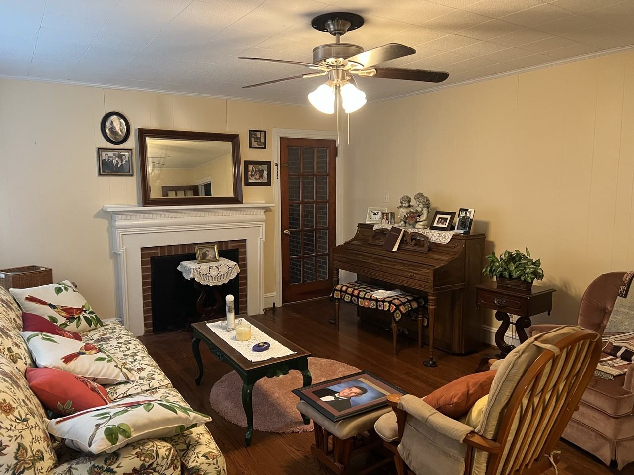 730 Cedar Street - Photo 2 of 8