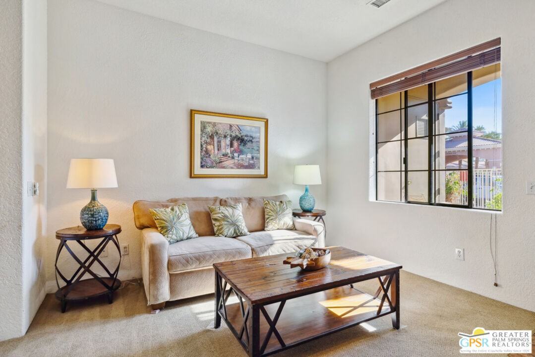 50690 Santa Rosa Plz - Photo 2 of 8