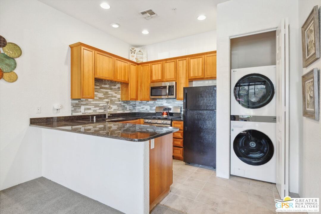 50690 Santa Rosa Plz - Photo 5 of 8