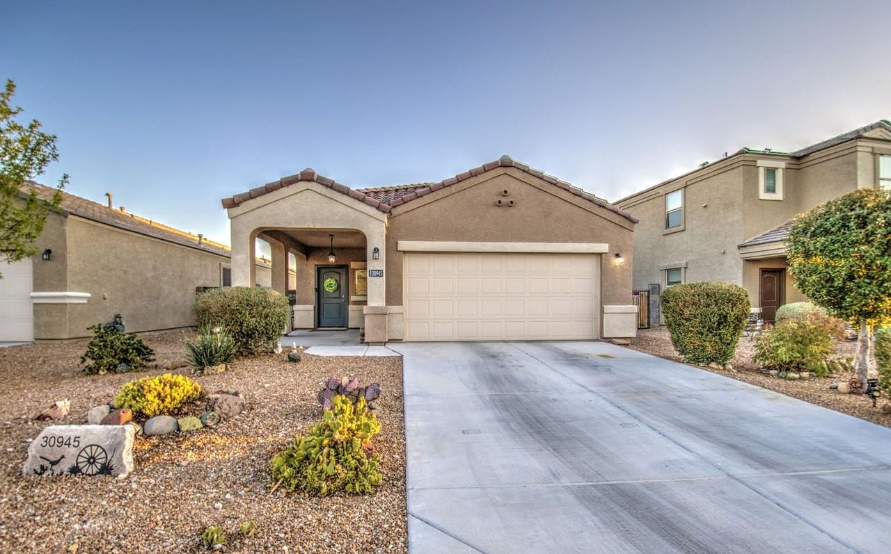 30945 West Picadilly Road - Photo 4 of 39