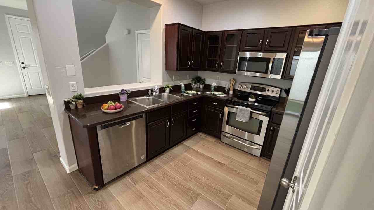 3805 E Santa Fe Ln - Photo 7 of 26