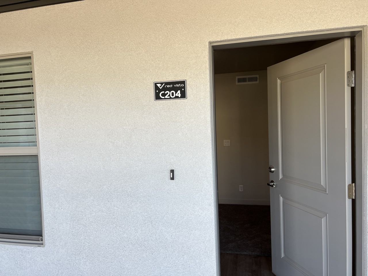 1167 E Telegraph St #C204 - Photo 3 of 15