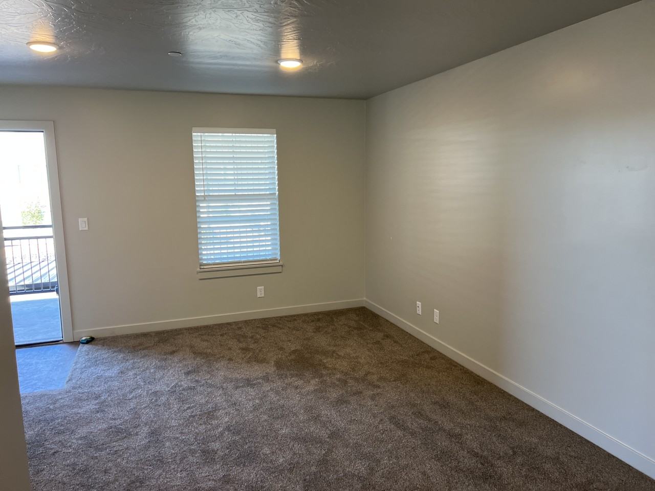 1167 E Telegraph St #C204 - Photo 7 of 15