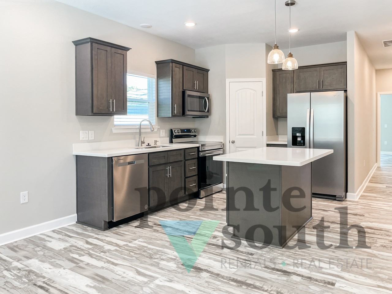 5180 Burlington Ave - Photo 5 of 20