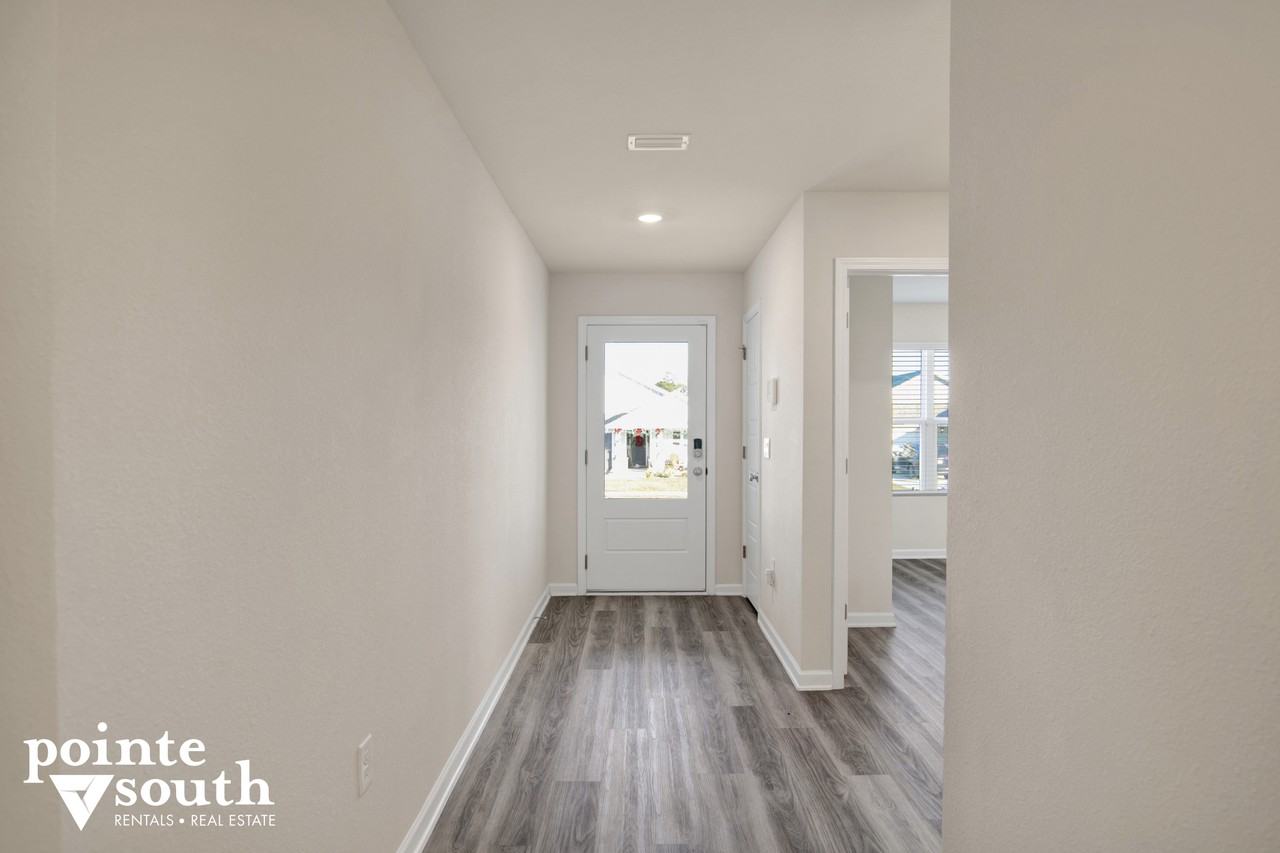 32038 Lyon Rd - Photo 6 of 30