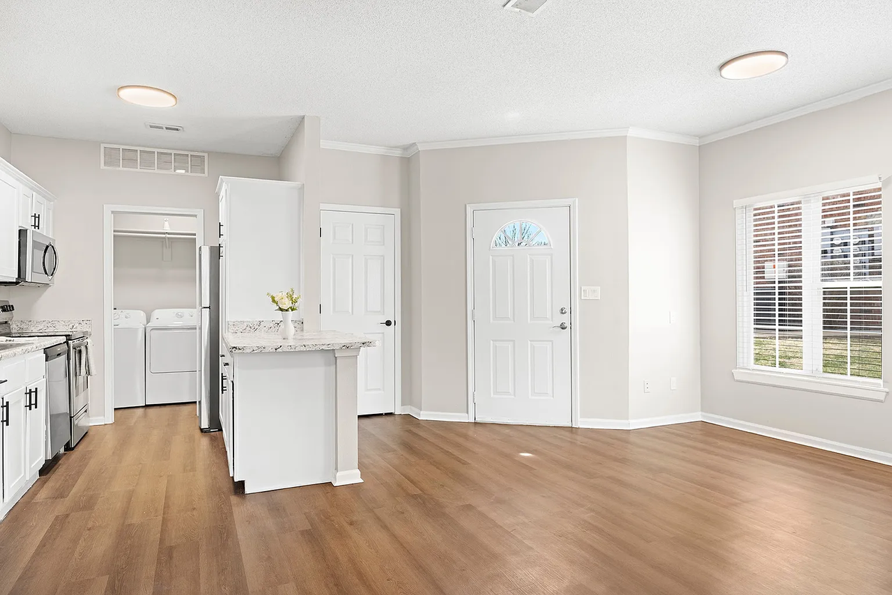 7100 West 141st Street - Photo 4 of 17