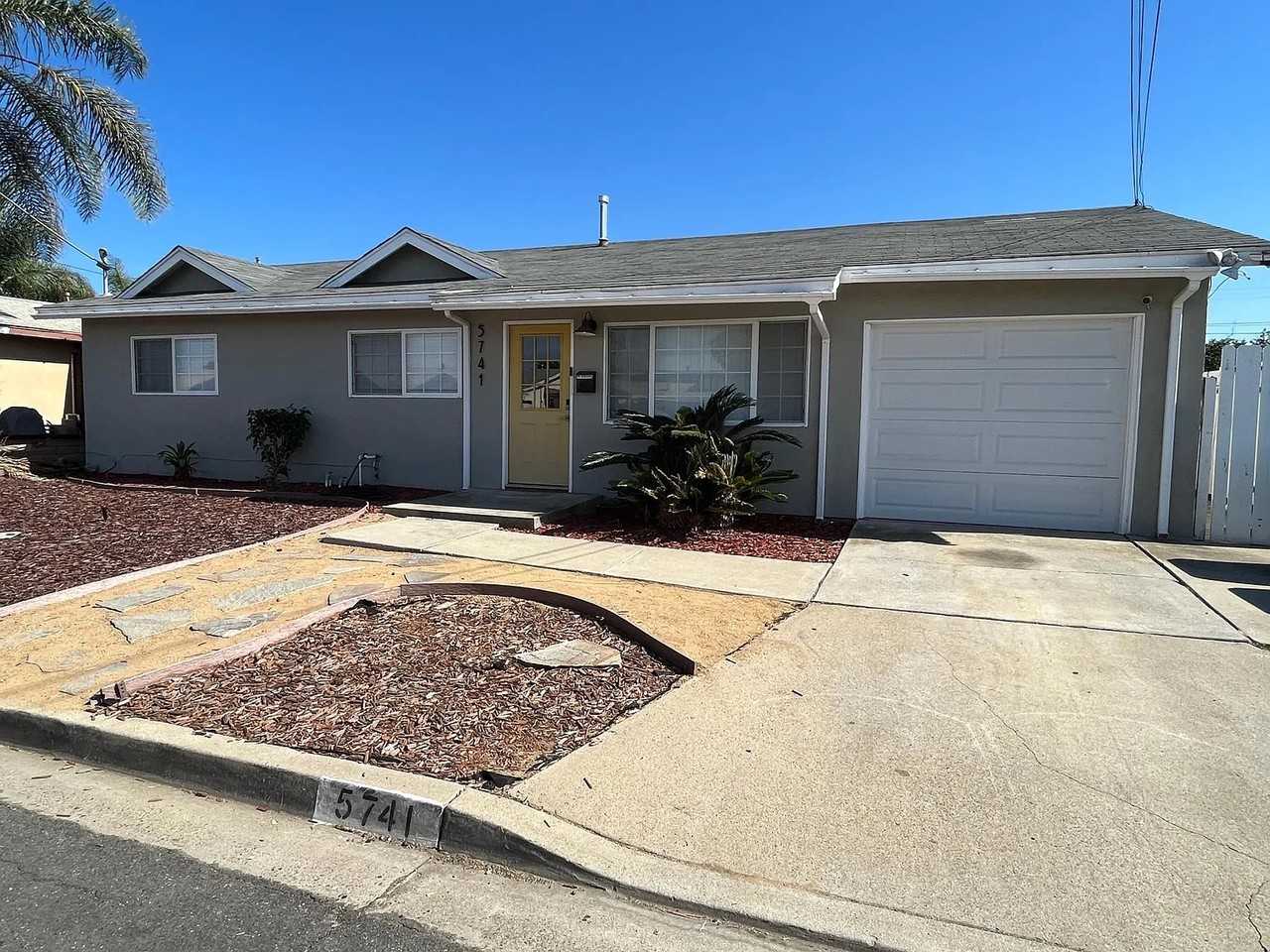 5741 Calle Sal Si Puedes - Photo 2 of 18