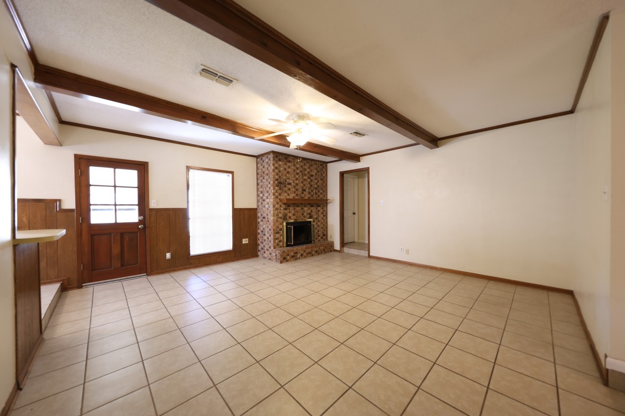 2404 North Beal Street - Photo 7 of 21