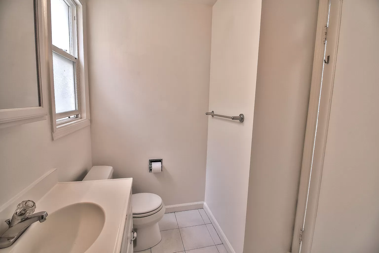 4488 Mission Street - Photo 2 of 6