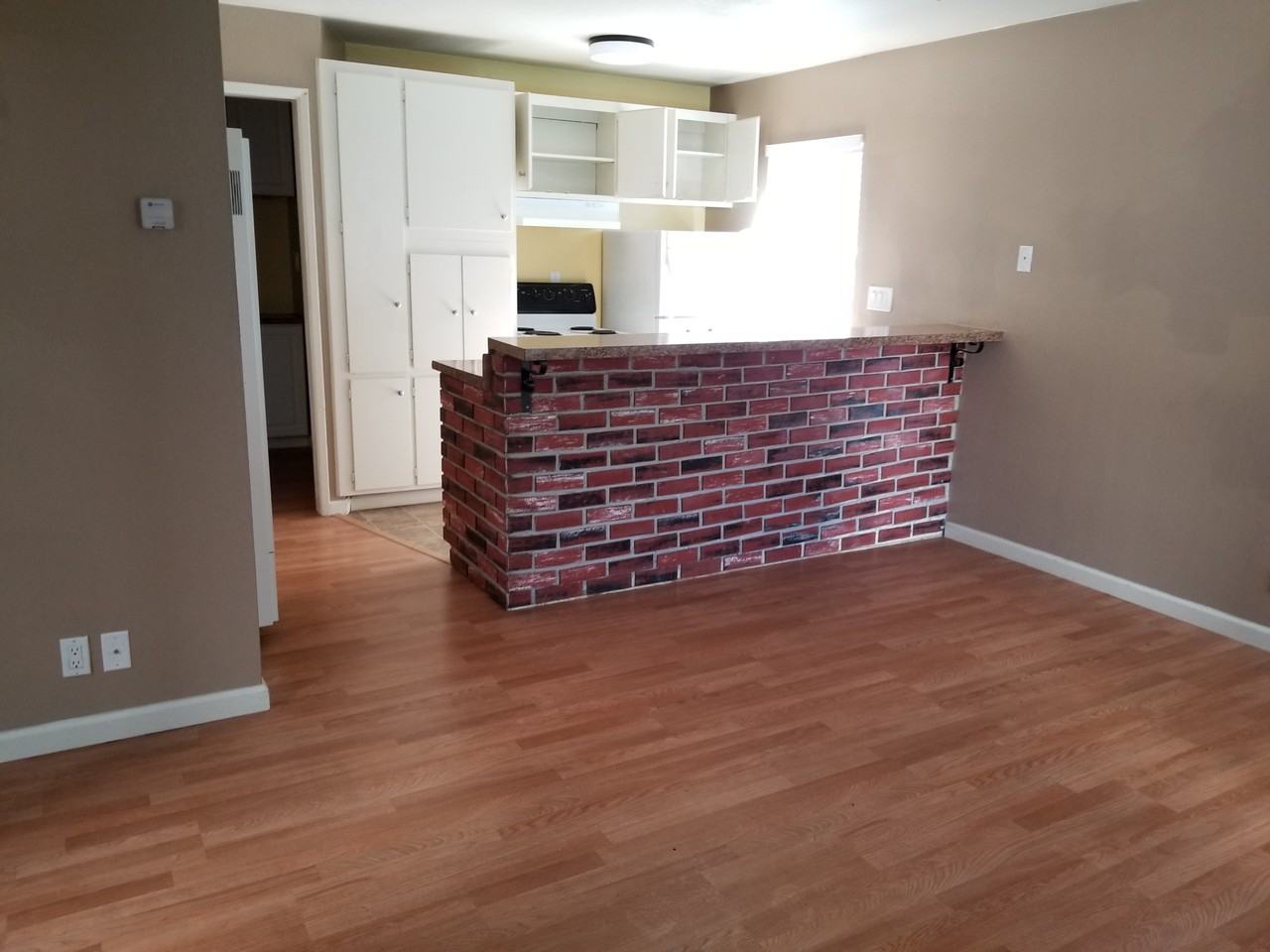 1428 Madison St #111 - Photo 6 of 7