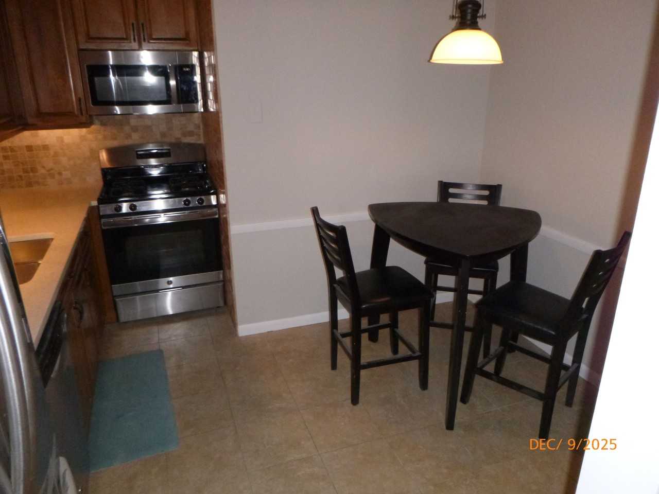 2409 Spring Street #4802 - Photo 5 of 9