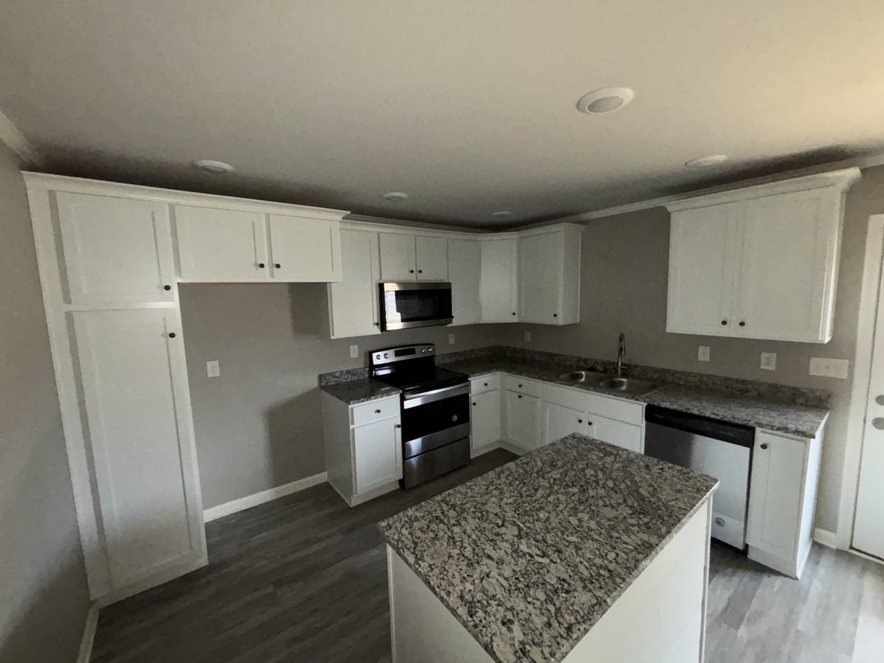 50 Buena Vista Dr - Photo 7 of 21