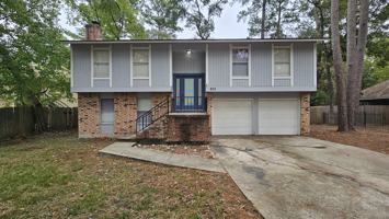 featured image of 975 N Red Cedar Cir