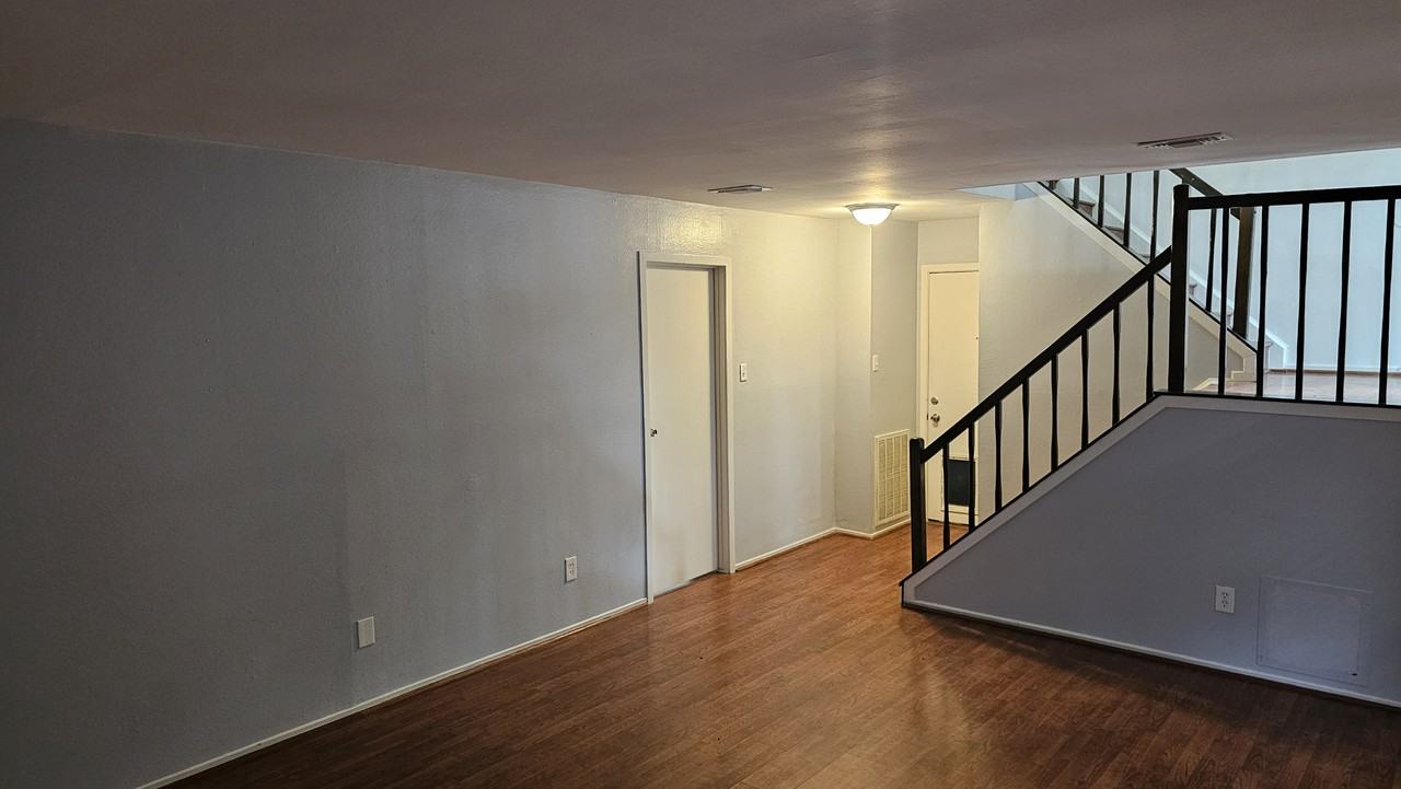 975 N Red Cedar Cir - Photo 5 of 26