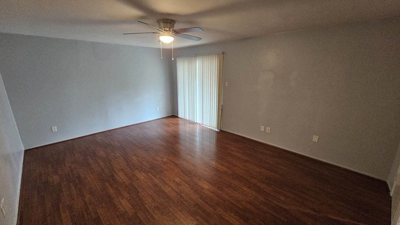 975 N Red Cedar Cir - Photo 6 of 26