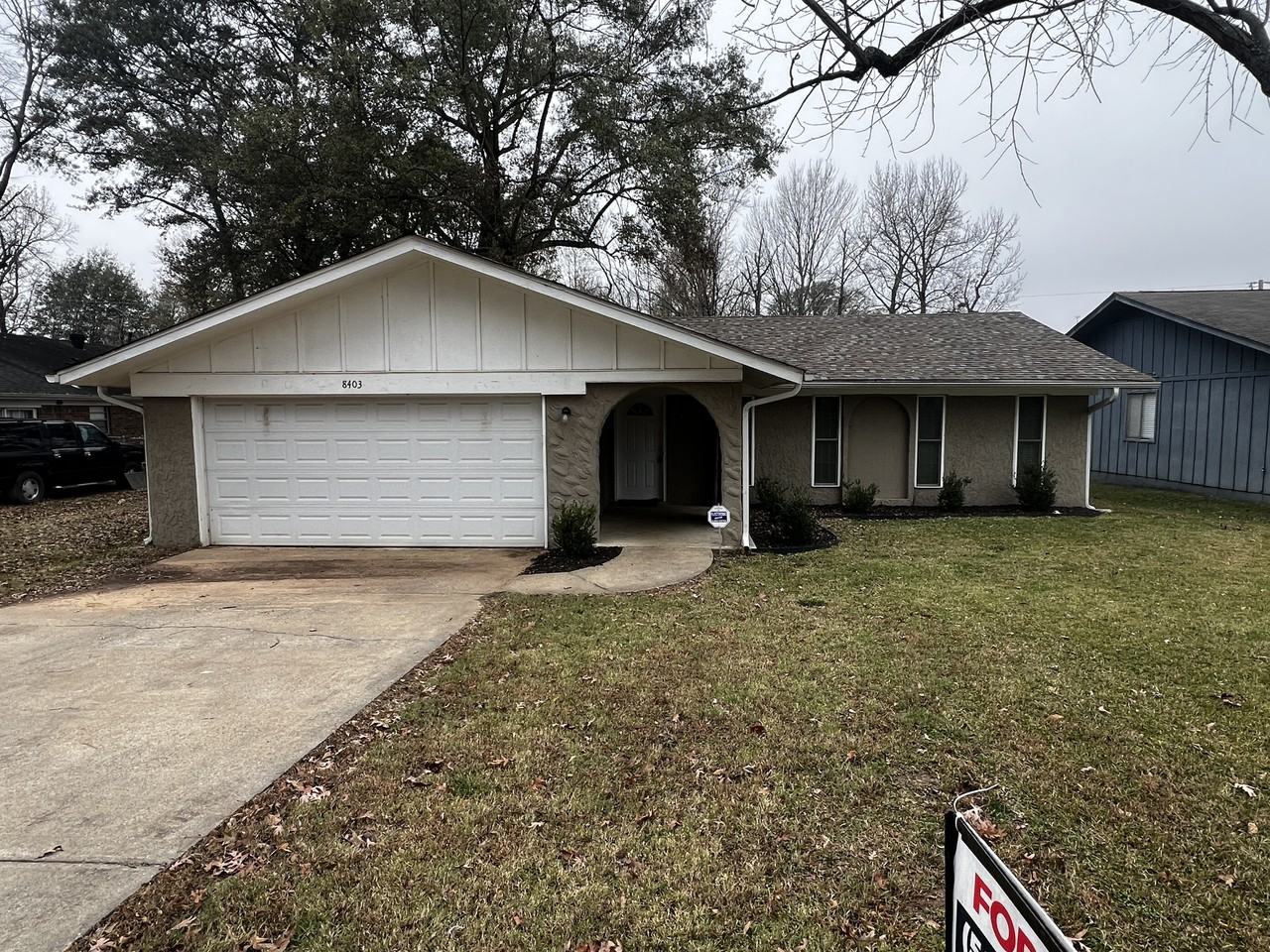 8403 West Woodview Drive