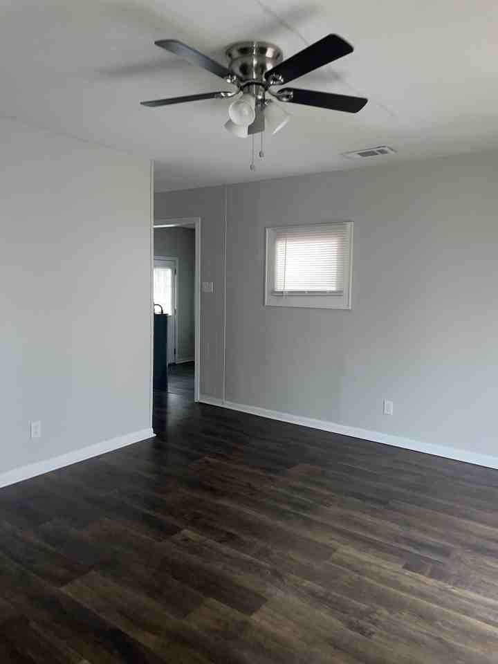 6706 W Wakefield Dr - Photo 5 of 16