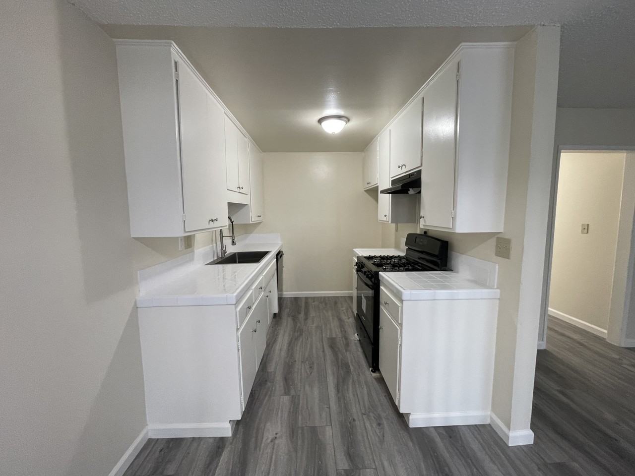 631 E Orange Grove Ave #D - Photo 3 of 15