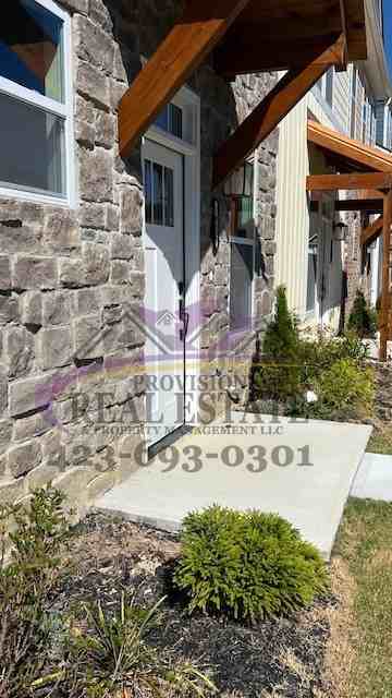 1916 Cypress Ln - Photo 2 of 26