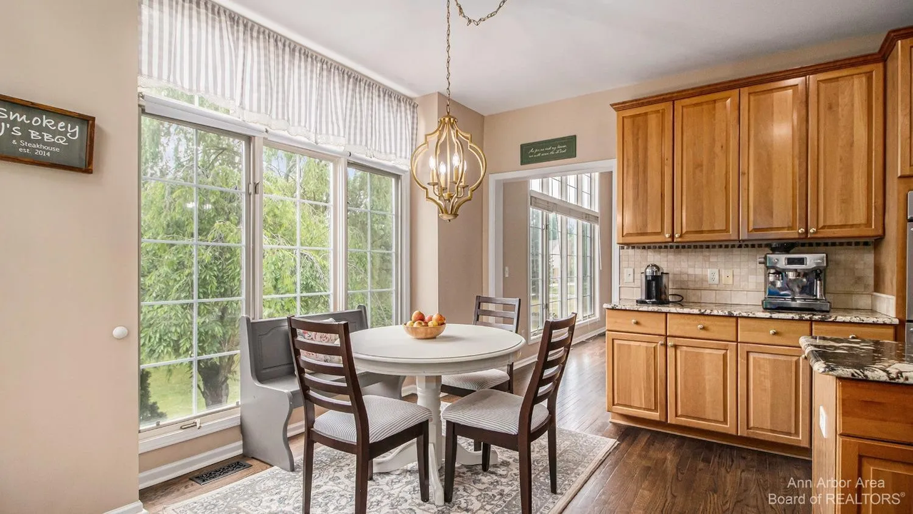 50145 Tottenham Ct #NA - Photo 6 of 19