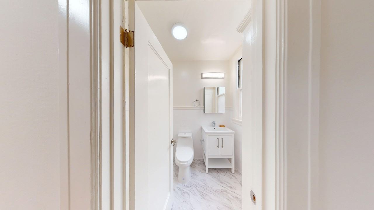 2153 Sacramento Street - Photo 4 of 18