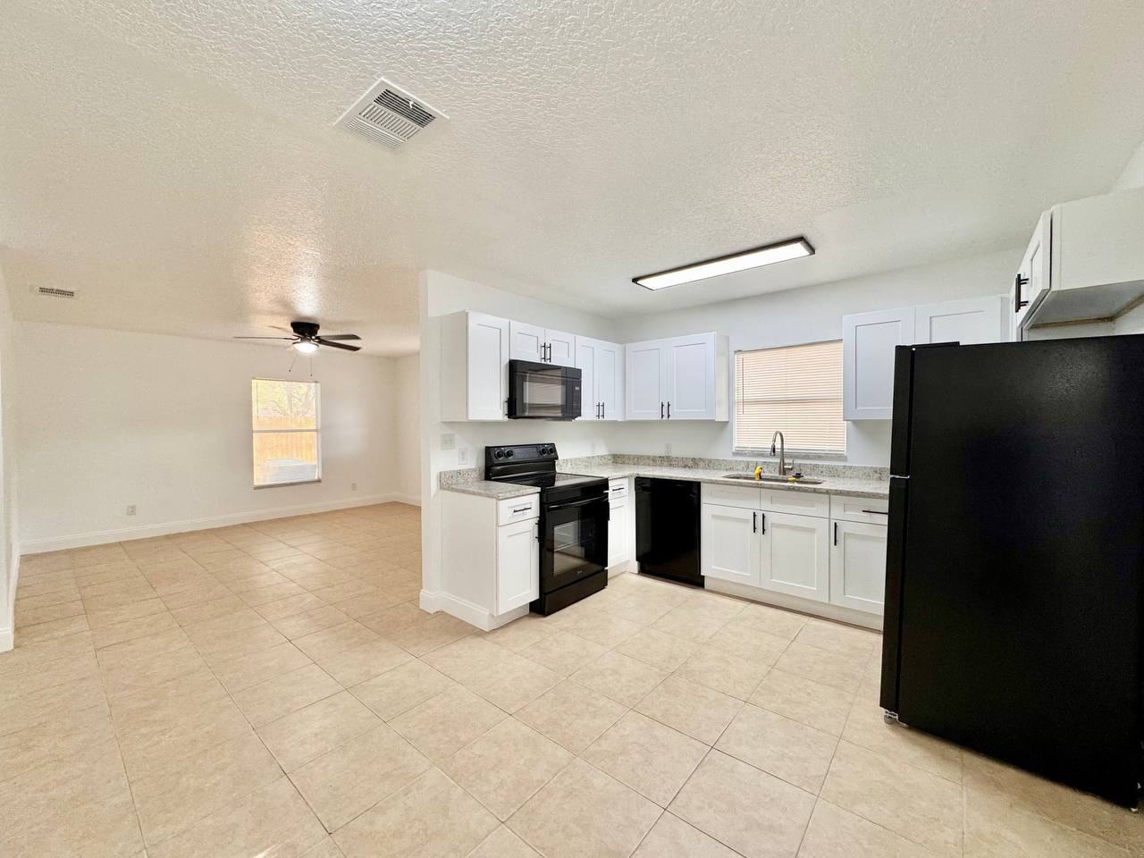 8108 North 11th Street - Photo 7 of 22