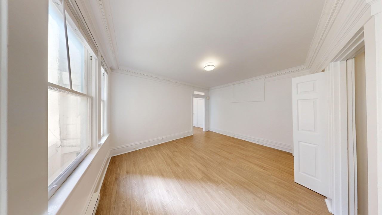 861 Post Street - Photo 7 of 10